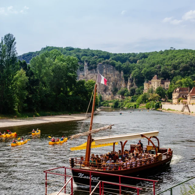 Gabarre Dordogne Tourisme Agence Les Conteurs 2