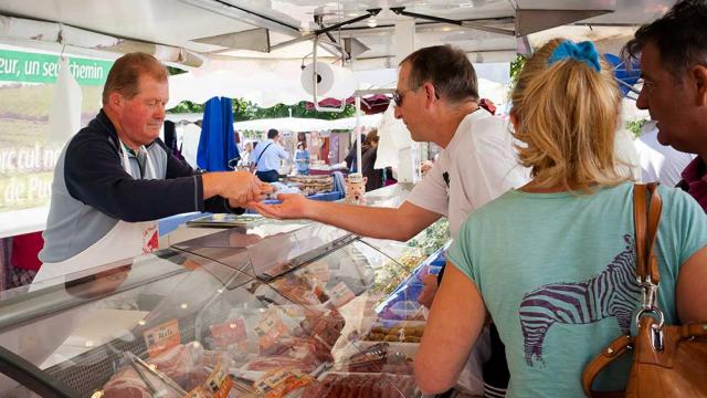 Marché de Brantôme en Périgord