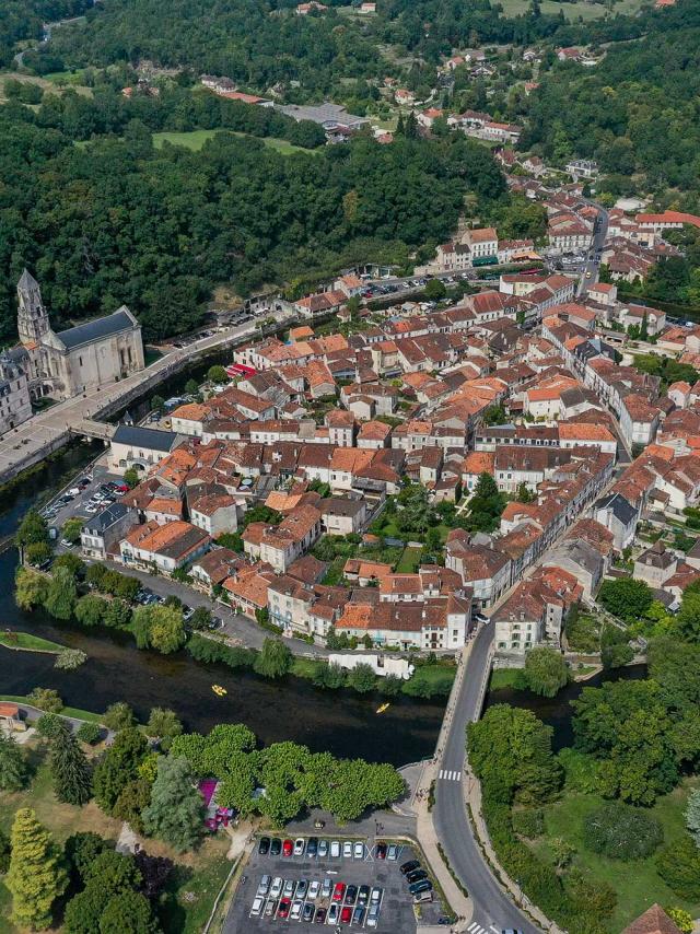 Brantôme et son abbaye, vue du ciel