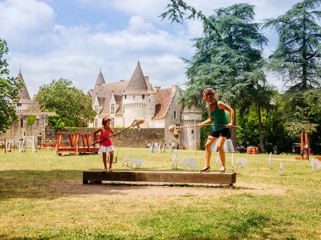 Château de Bridoire à Ribagnac en Dordogne Périgord