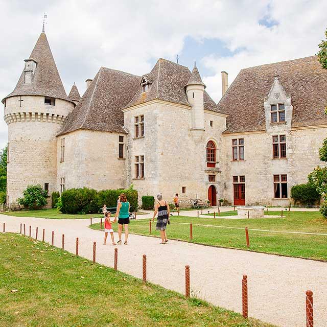 Château de Bridoire à Ribagnac en Dordogne Périgord