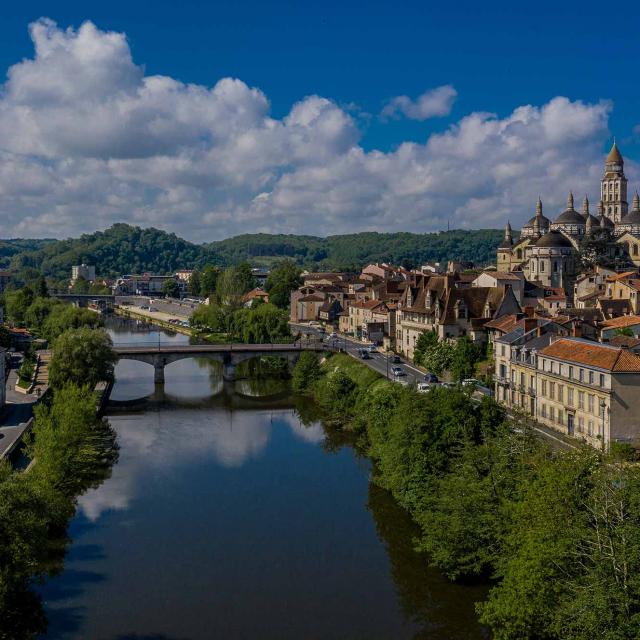 Périgueux et la rivière Isle