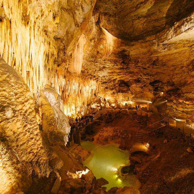 Gouffre de Proumeyssac à Audrix en Dordogne Périgord