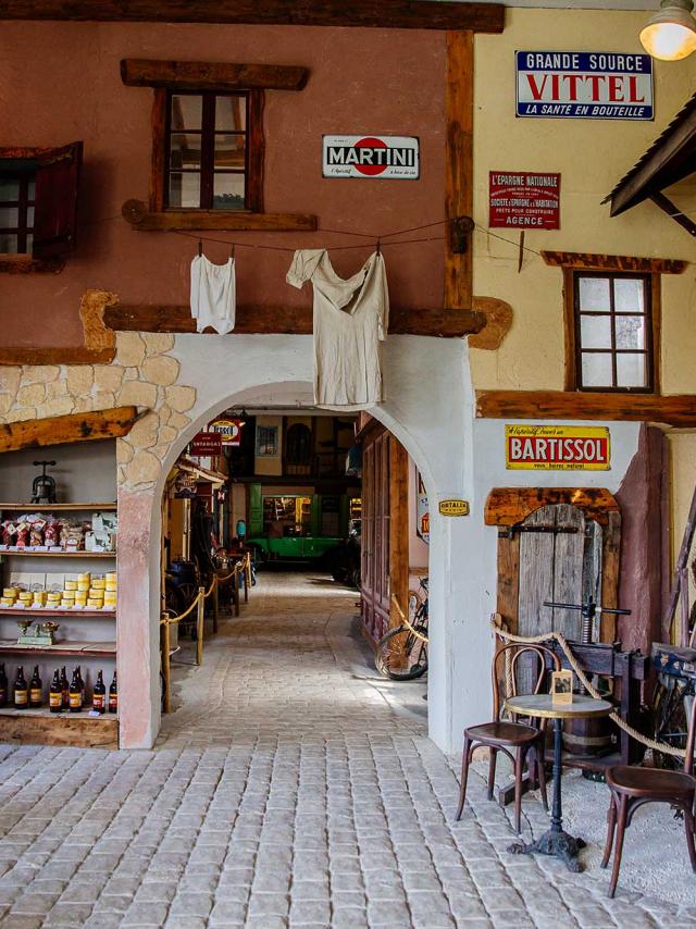 Musée la Rue du Temps qui Passe à Allas Les Mines en Dordogne Périgord