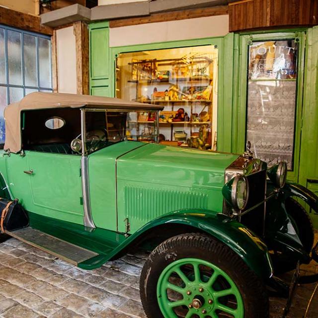 Musée la Rue du Temps qui Passe à Allas Les Mines en Dordogne Périgord