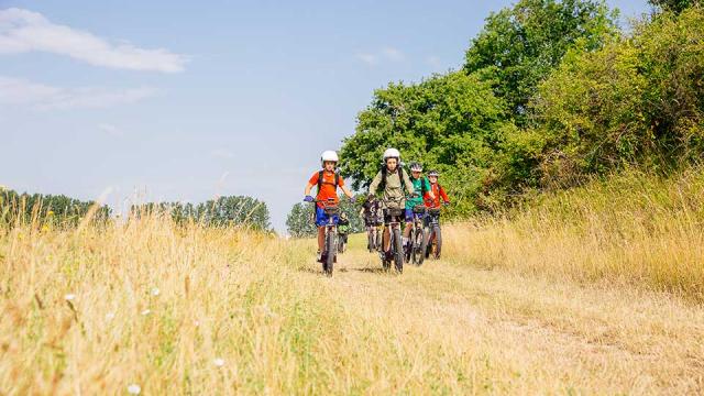 Randonnée en trottinette électrique en Dordogne Périgord