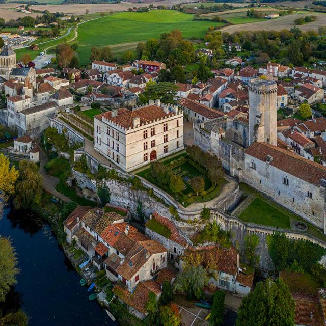 Village et château de Bourdeilles