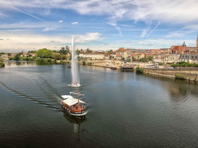 Bergerac, promenade en gabare sur la Dordogne