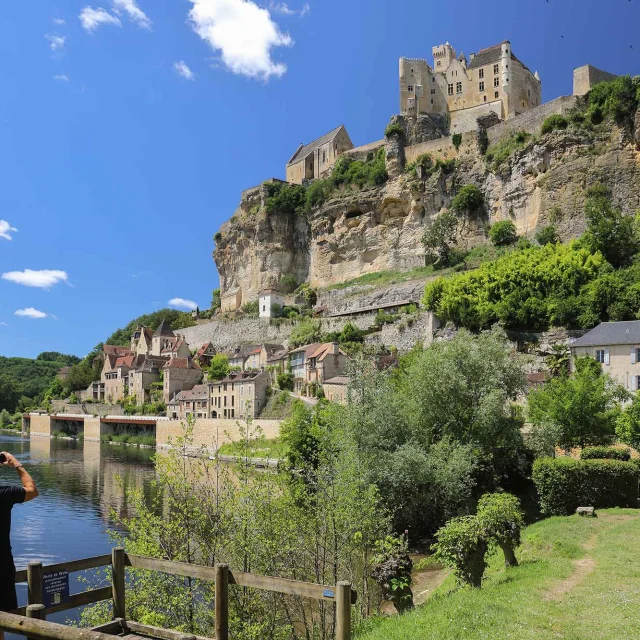 village de Beynac-et-Cazenac en Dordogne Périgord