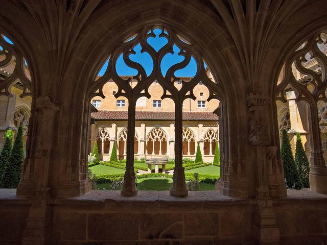 Cloître de l'abbaye de Cadouin