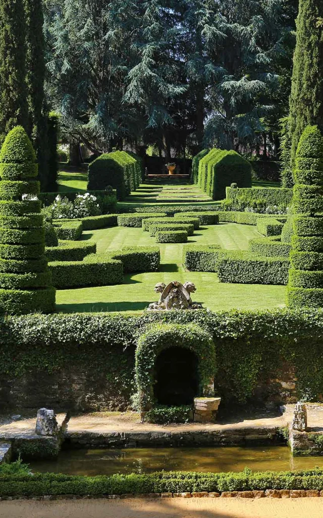 Jardins du Manoir d'Eyrignac à Salignac-Eyvigues