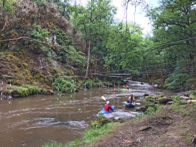 Kayak sur l'Auvézère