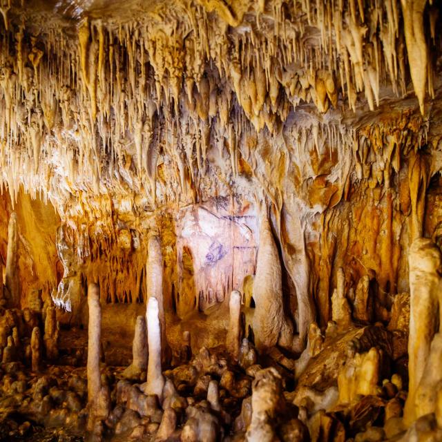 Grotte de Villars