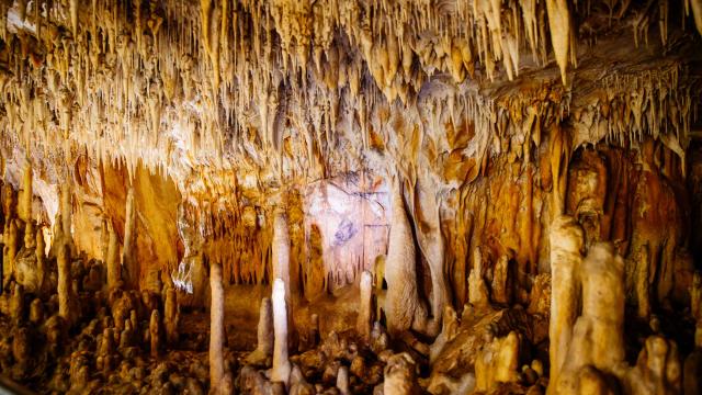 Grotte de Villars