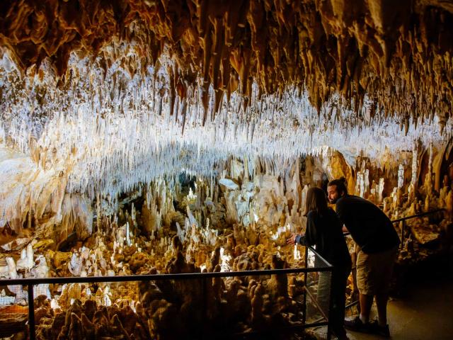 Grotte de Villars