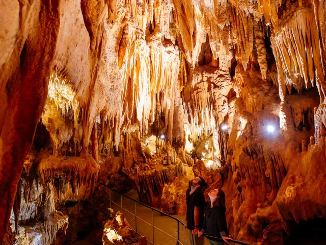 Grotte de Villars