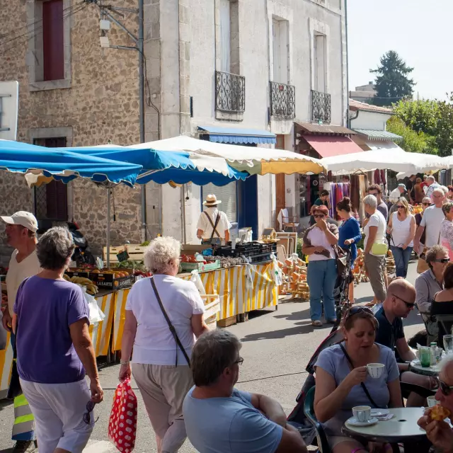 Marché Piegut Pluviers