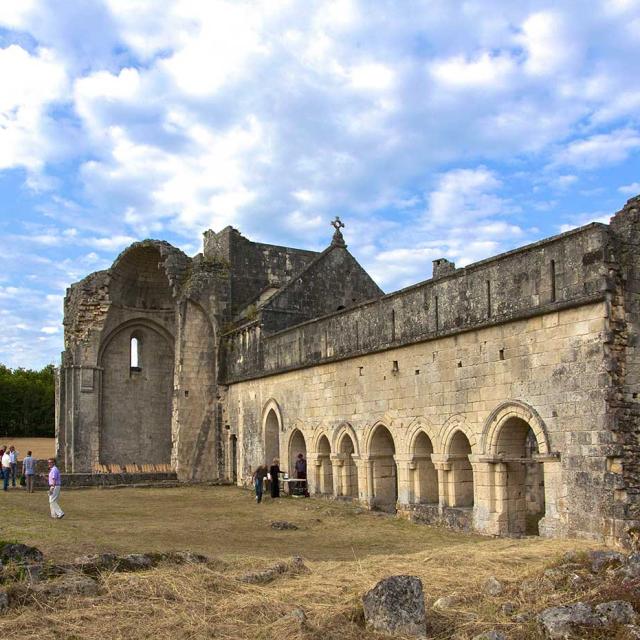 Abbaye de Boschaud à Villars