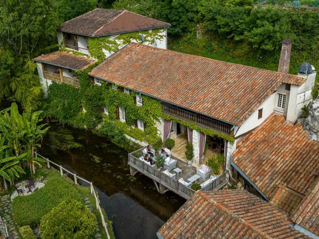 Hôtel-restaurant Moulin du Roc à Champagnac de Belair