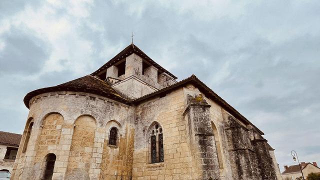 Eglise Saint-Pantaléon à Valeuil