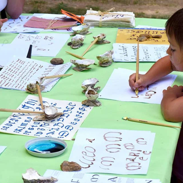 Atelier Calligraphie au Château de Commarque