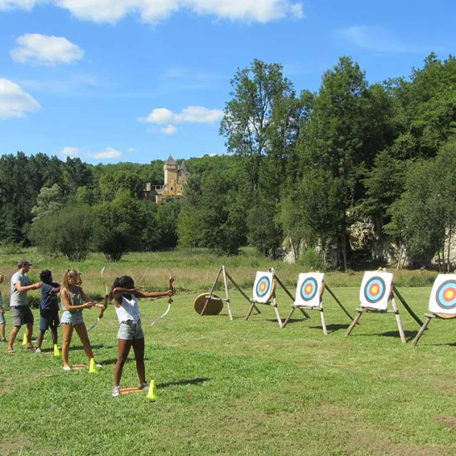 Atelier Tir à l'arc au Château de Commarque