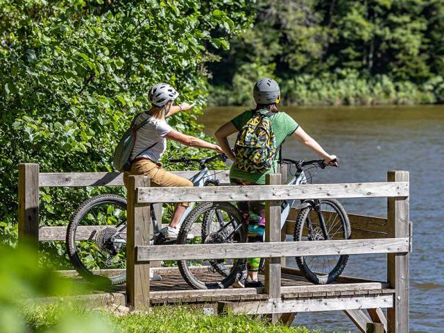 Randonnée à vélo dans le Parc naturel régional Périgord Limousin