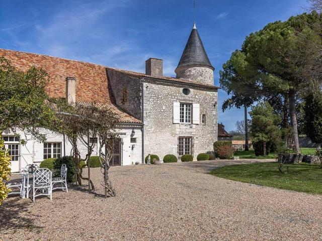 Château de Fayolle à Saussignac