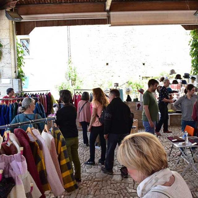 Marché des Tisserands à Varaignes