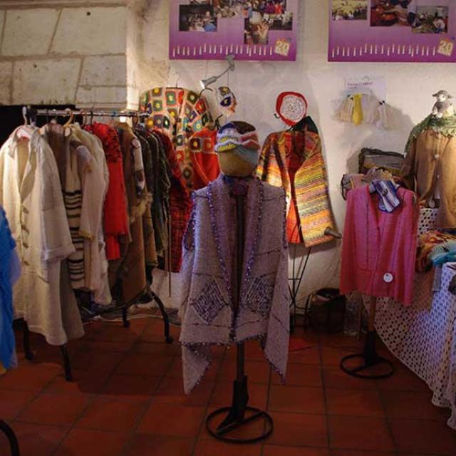 Marché des Tisserands à Varaignes