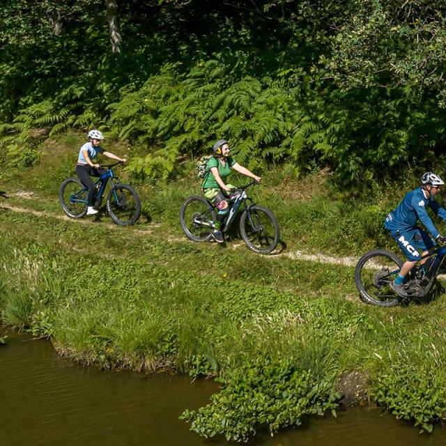 Eté actif en Dordogne : VTT électrique