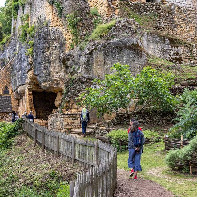 Village troglodytique de La Madeleine à Tursac