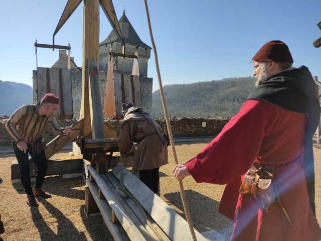 Tir au couillard au Château de Castelnaud