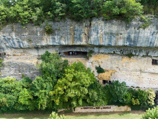 Grottes du Roc de Cazelle aux Eyzies