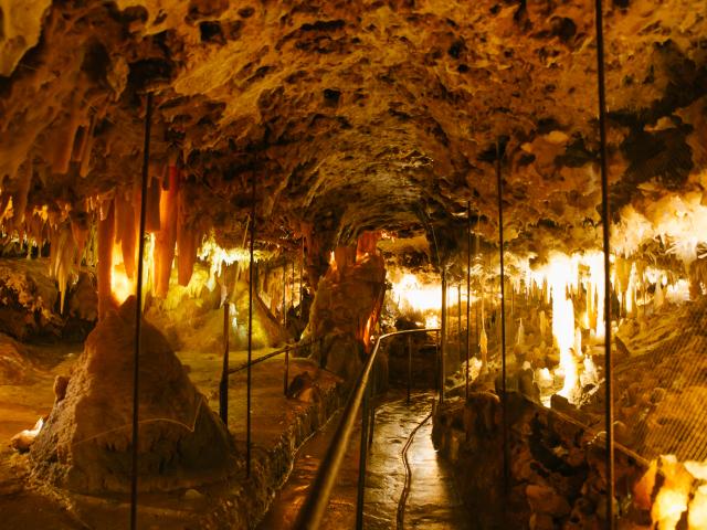 Grotte Grand Roc Dordogne Tourisme