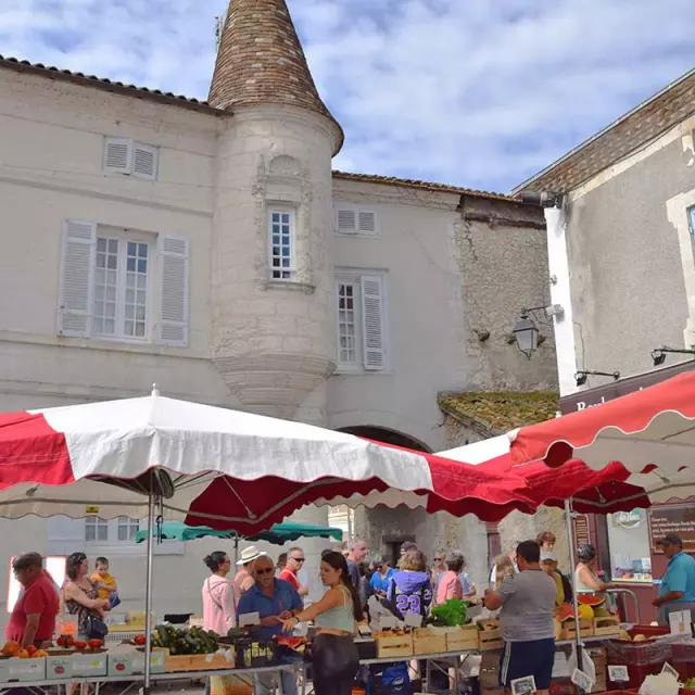 Marché de Saint-Astier