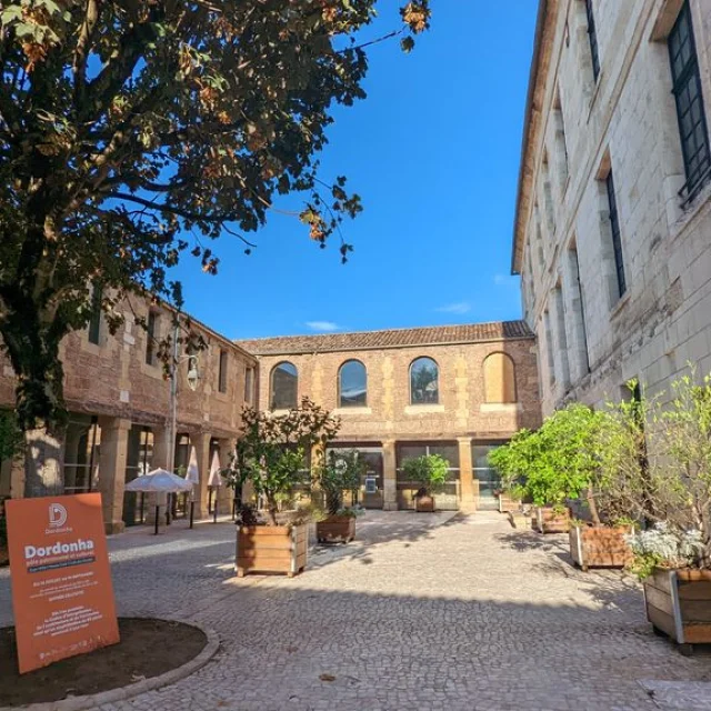 Cour Dordonha à Bergerac