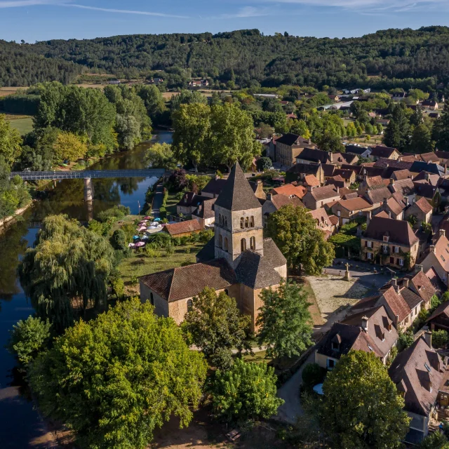 France, Dordogne (24), Périgord Noir, Saint-Léon-sur-Vézère, Village de Saint-Léon-sur-Vézère, (Vue aérienne)//France, Dordogne, Black Perigord, Saint-Leon-sur-Vezere, Town of Saint-Leon-sur-Vezere, (aerial view)