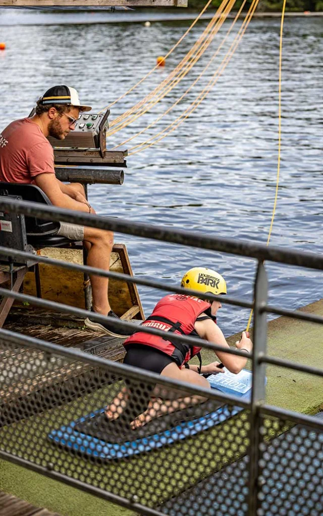 Téléski nautique à la Base de Loisirs de Rouffiac