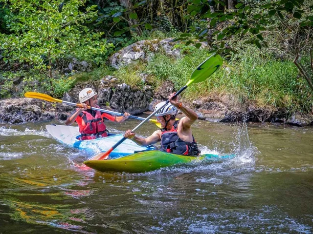 Descente en Kayak sur l'Auvézère