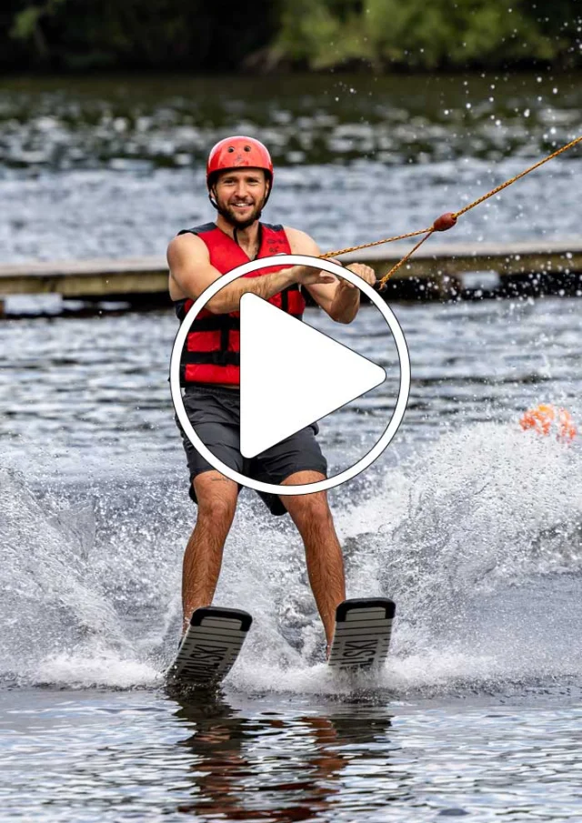 Téléski nautique à la Base de Loisirs de Rouffiac