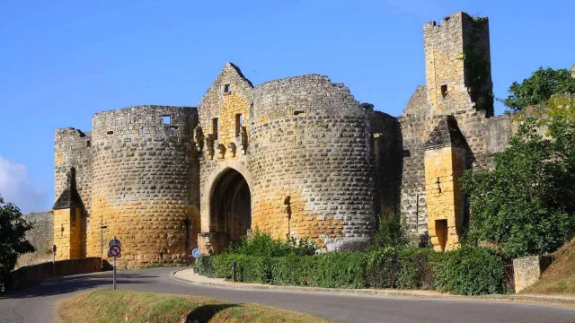 Porte Des Tours