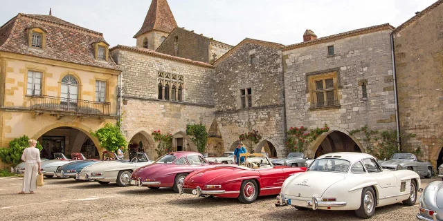 Rallye touristique en Dordogne - Mercedes 300SL