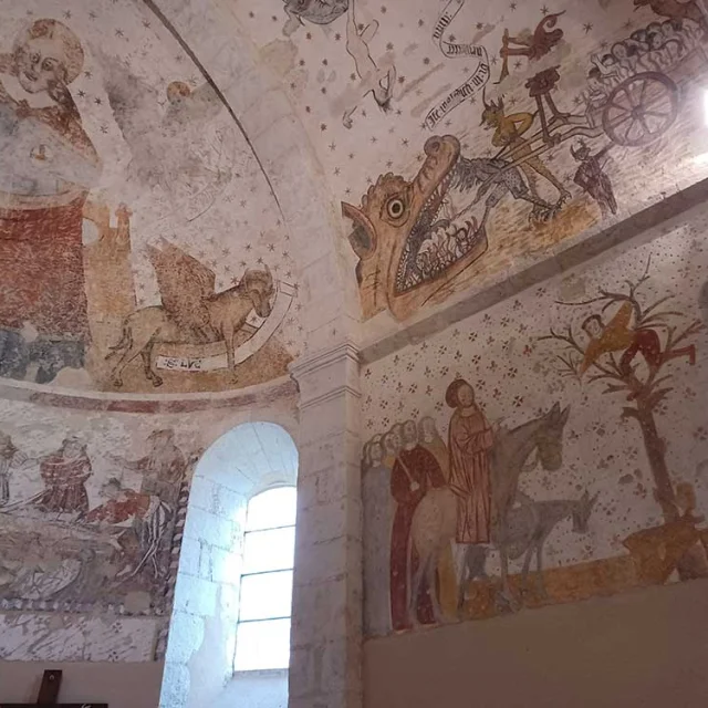 Eglise romane en Périgord Ribéracois