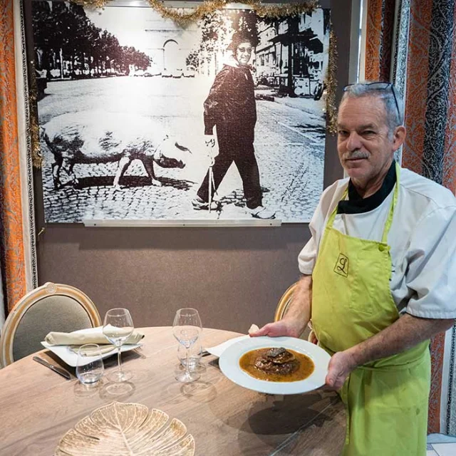 Le chef Pierre Corre, à l’Auberge de la Truffe à Sorges