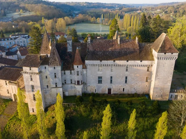 Chateau De Chateau Leveque