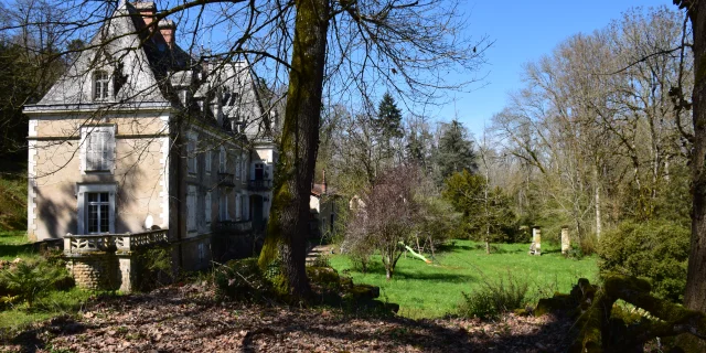 Chateau Du Logis