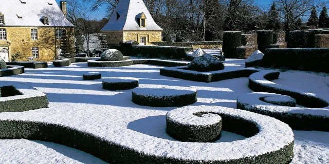 Eyrignac et ses jardins en hiver à Salignac Eyvigues