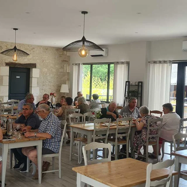 Ferme auberge Un goût de Nature à Condat Sur Trincou