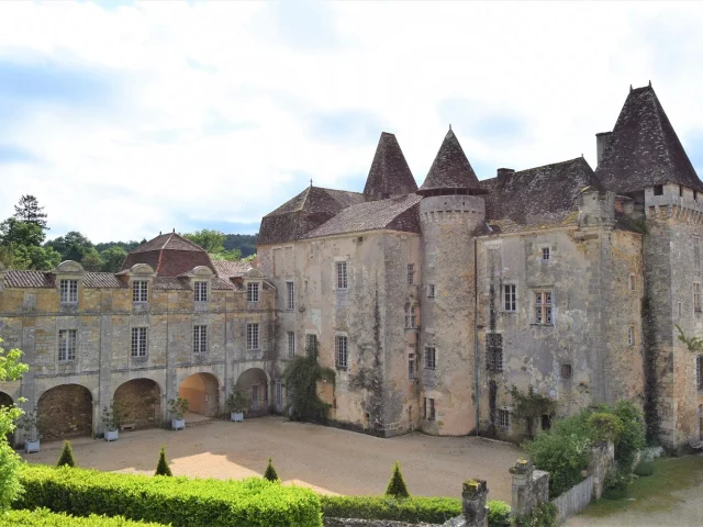 Saint Jean De Cole Chateau La Marthonie Ot Perigordlimousin